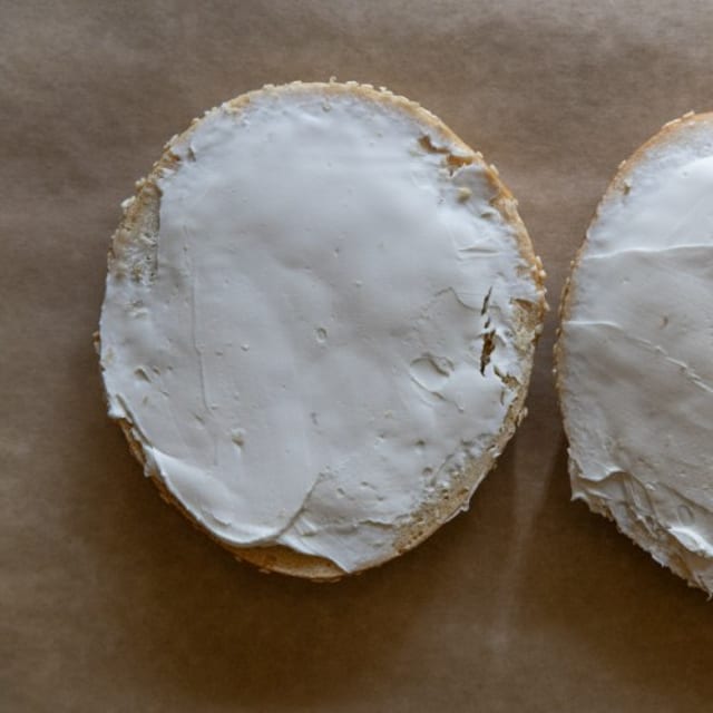 Bagel with Tofutti.