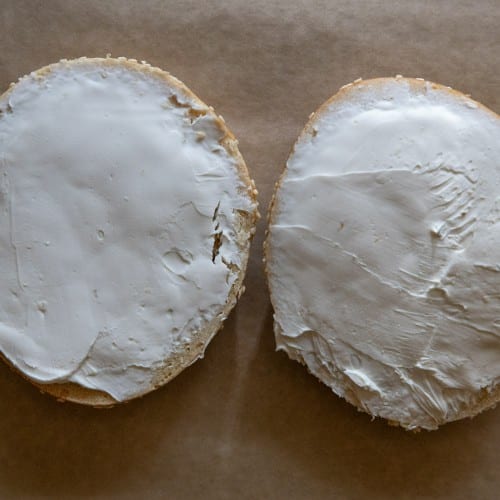 Bagel with Tofutti (Plain).